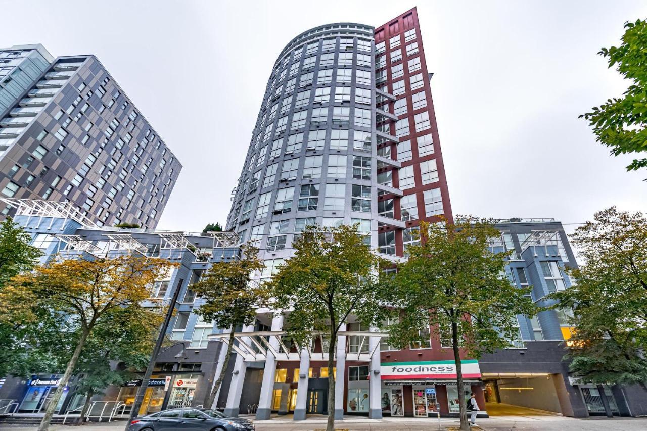 Apartamento Rare Find Loft With Full Kitchen At Heart Of Downtown Vancouver Exterior foto